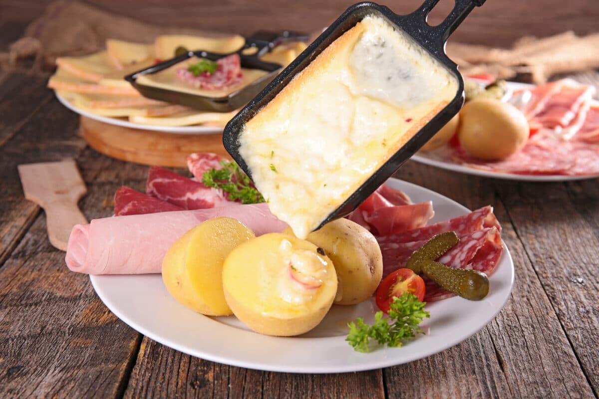 Rappel massif de fromage à raclette